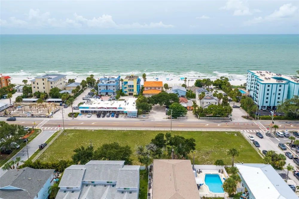 2300 GULF BOULEVARD Indian Rocks Beach, FL 33785