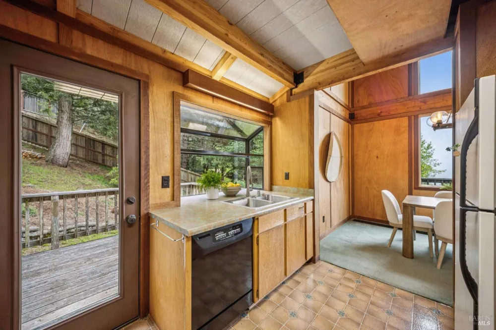 95 Sunnyside Drive Inverness, CA 94937