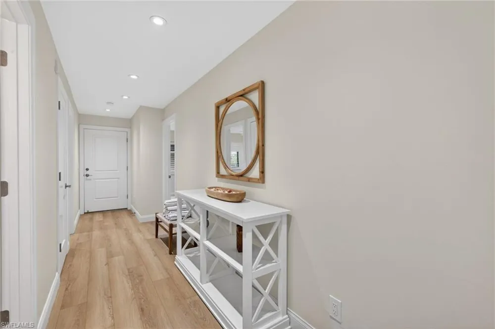 2721 W Gulf Drive #108 Sanibel, FL 33957