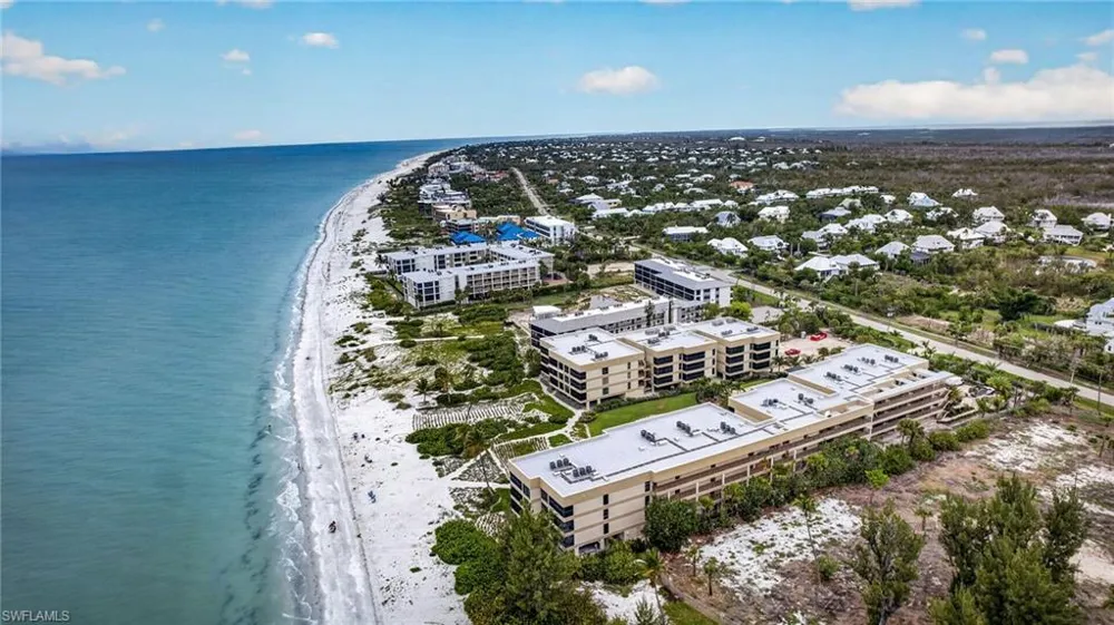 2721 W Gulf Drive #108 Sanibel, FL 33957