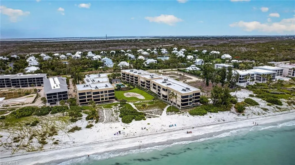 2721 W Gulf Drive #108 Sanibel, FL 33957