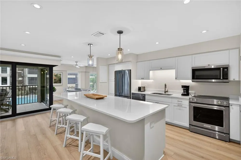 2721 W Gulf Drive #108 Sanibel, FL 33957