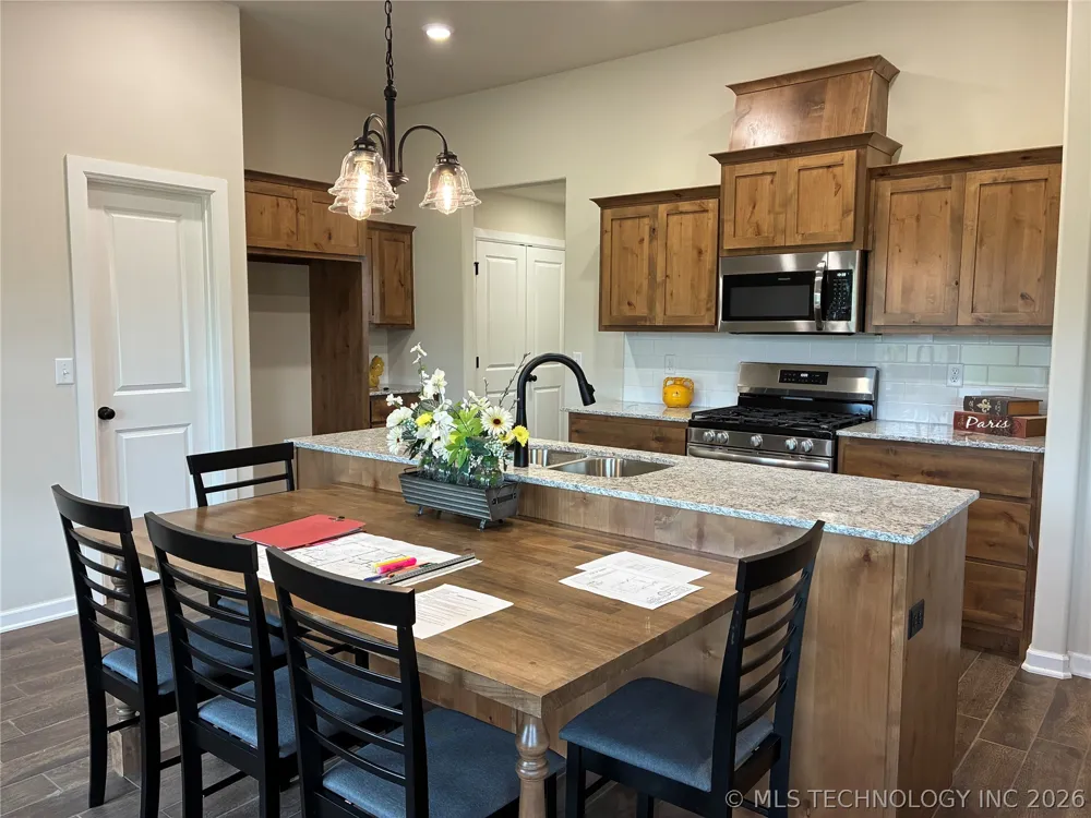 504 NW 7th Street Wagoner, OK 74467