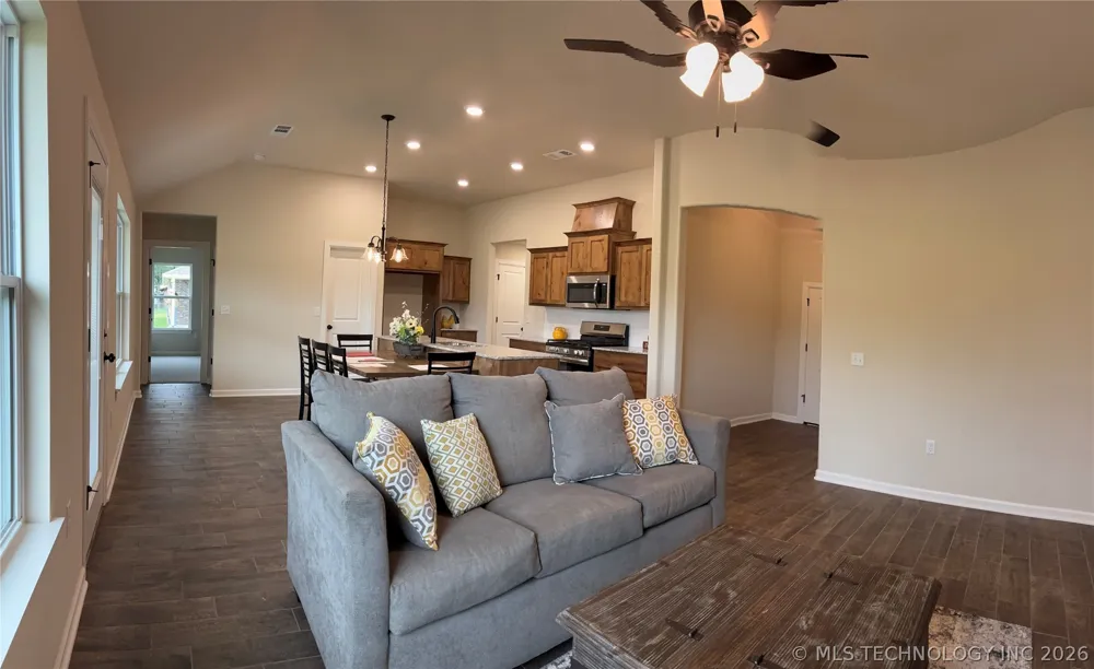 504 NW 7th Street Wagoner, OK 74467
