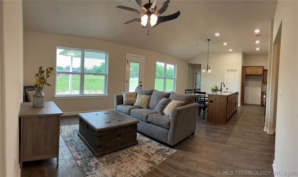 504 NW 7th Street Wagoner, OK 74467