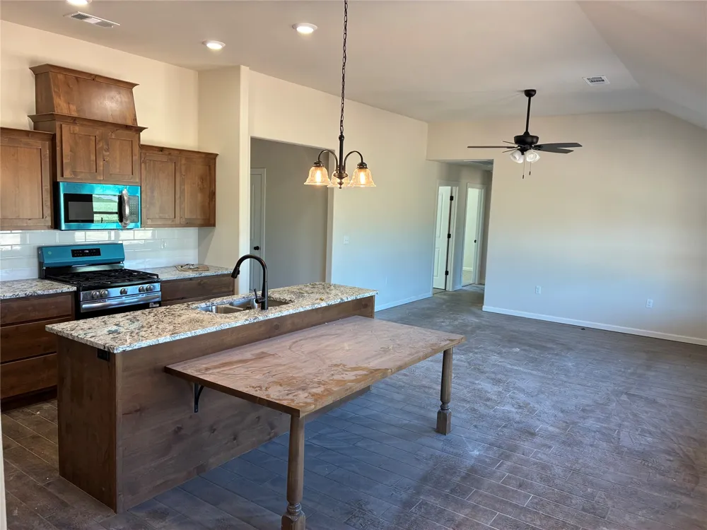 504 NW 7th Street Wagoner, OK 74467