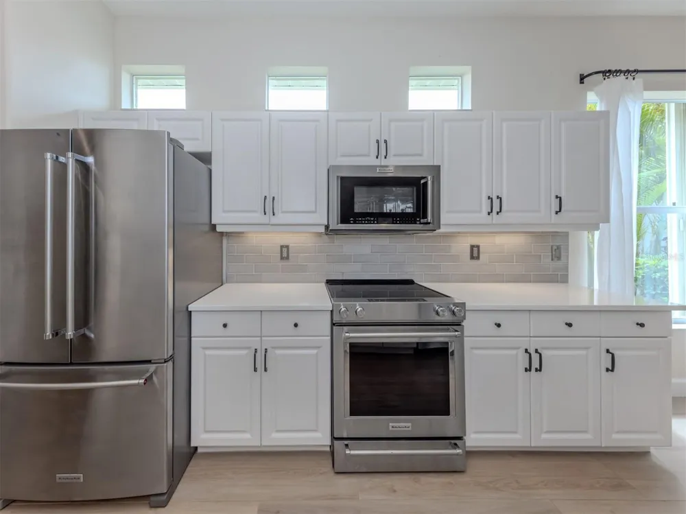 128 AMORA AVENUE Venice, FL 34285