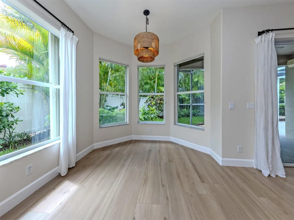 128 AMORA AVENUE Venice, FL 34285
