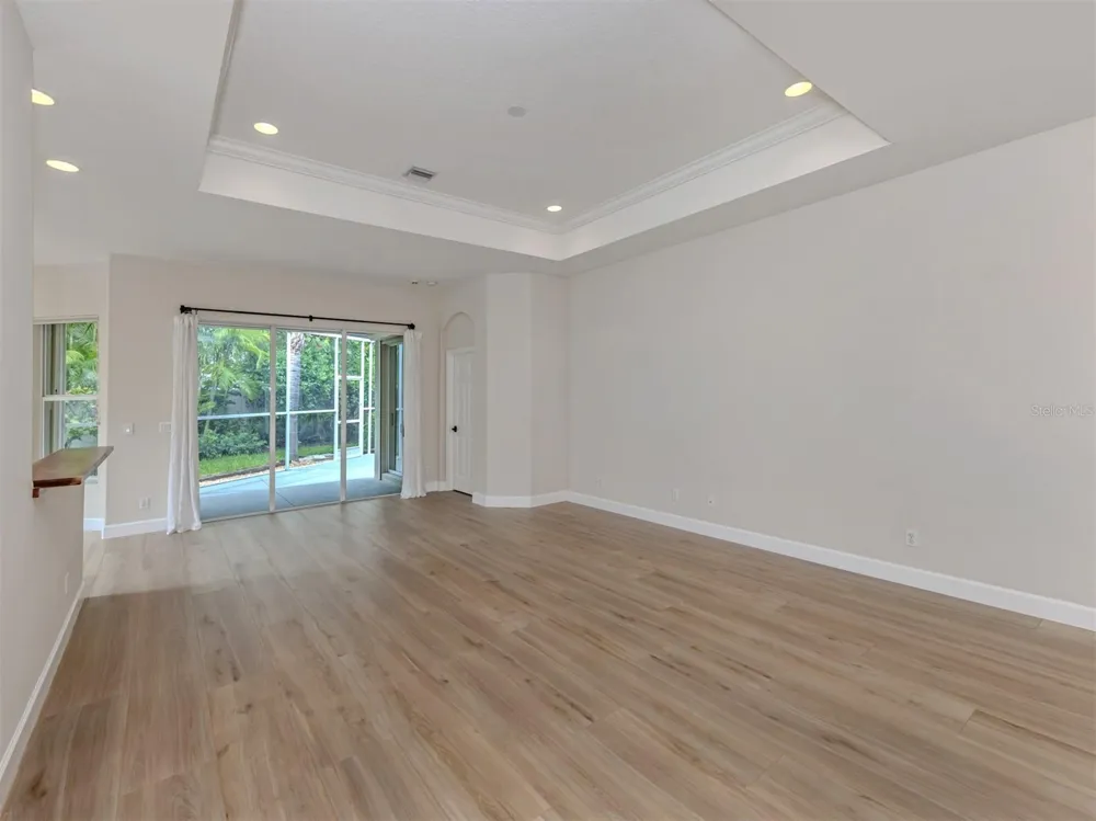 128 AMORA AVENUE Venice, FL 34285