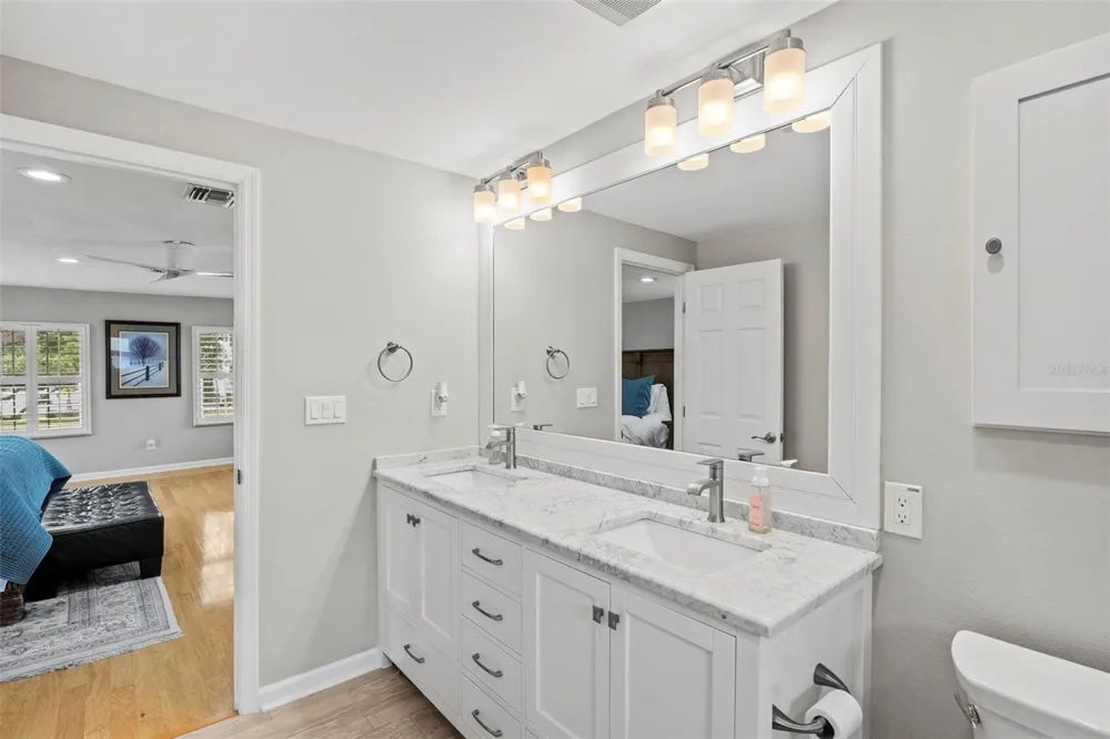 480 W DAVIS BOULEVARD Tampa, FL 33606