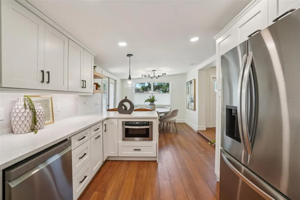 3123 W LA SALLE STREET Tampa, FL 33607