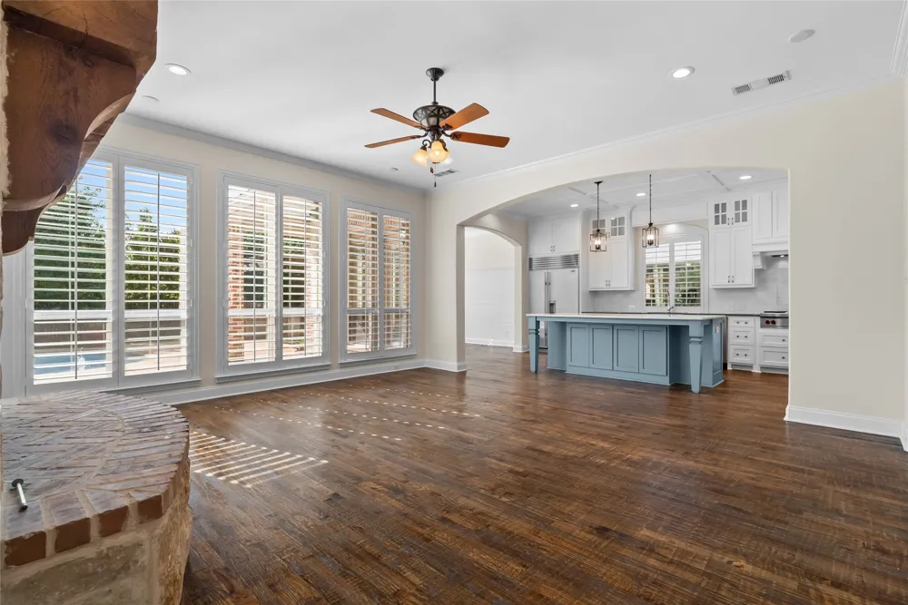 8491 Canyon Crossing Lantana, TX 76226