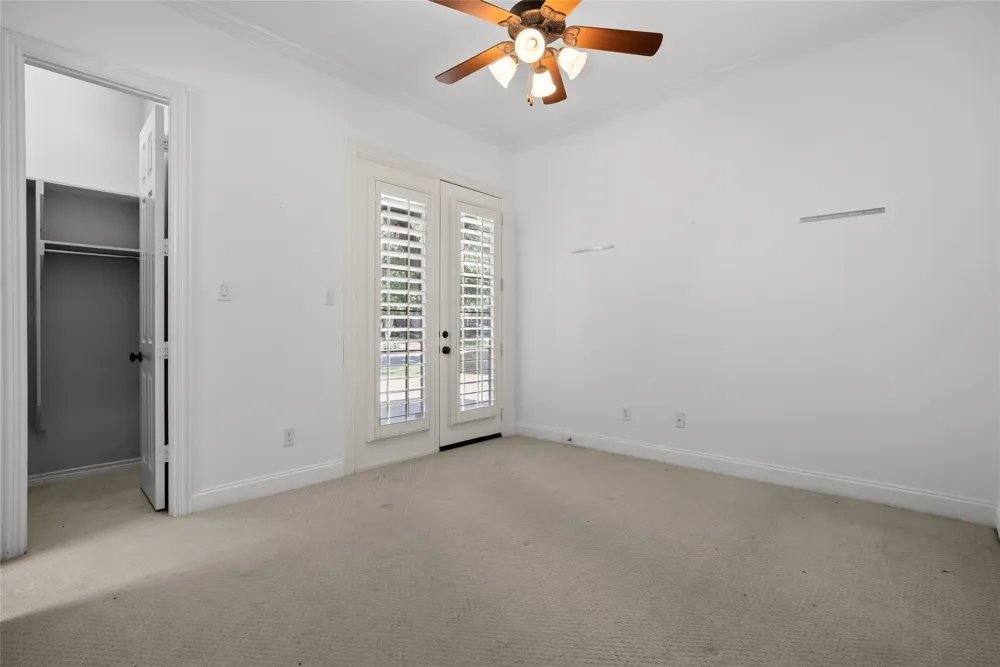 8491 Canyon Crossing Lantana, TX 76226