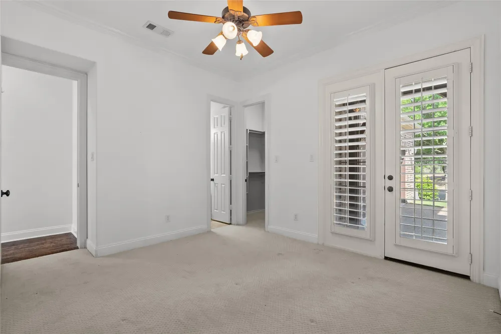 8491 Canyon Crossing Lantana, TX 76226