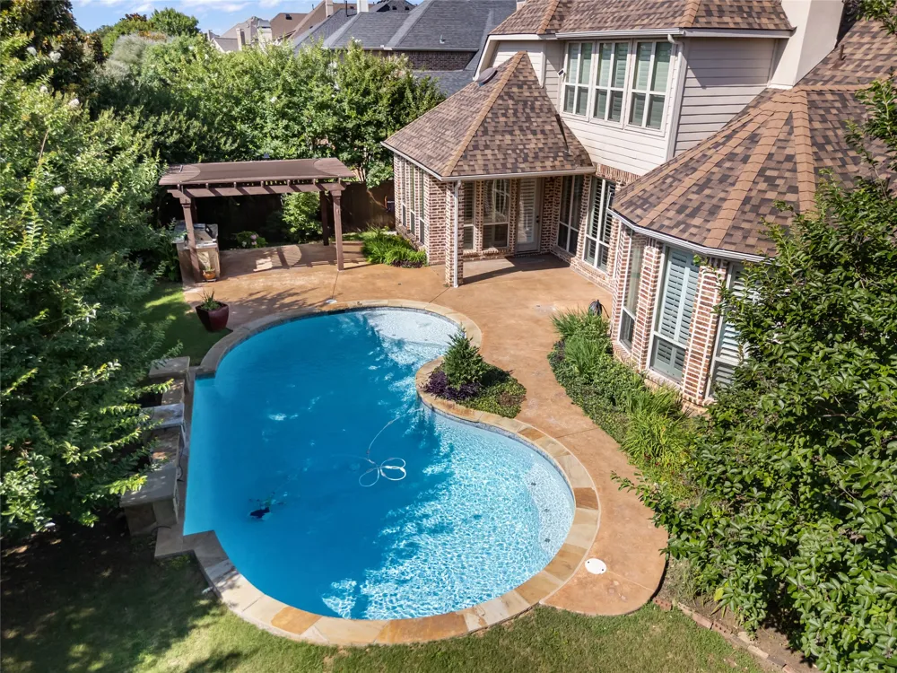 8491 Canyon Crossing Lantana, TX 76226
