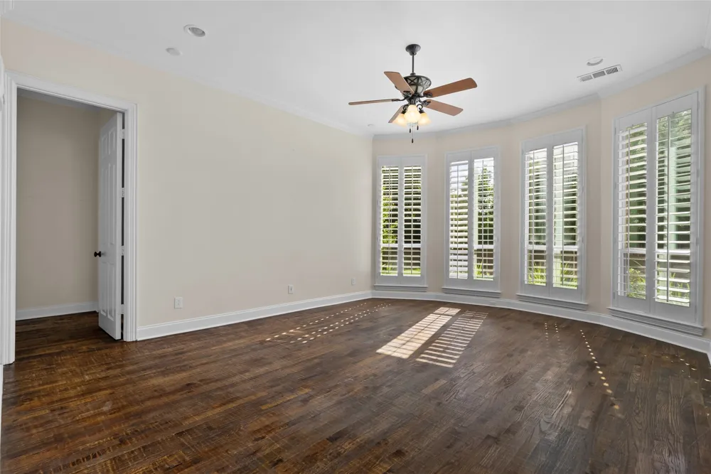 8491 Canyon Crossing Lantana, TX 76226