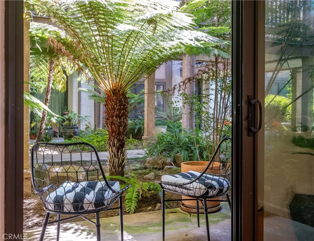 935 Main El Segundo, CA 90245