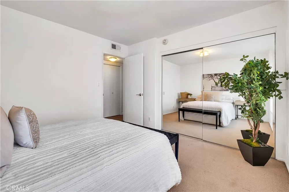 935 Main El Segundo, CA 90245