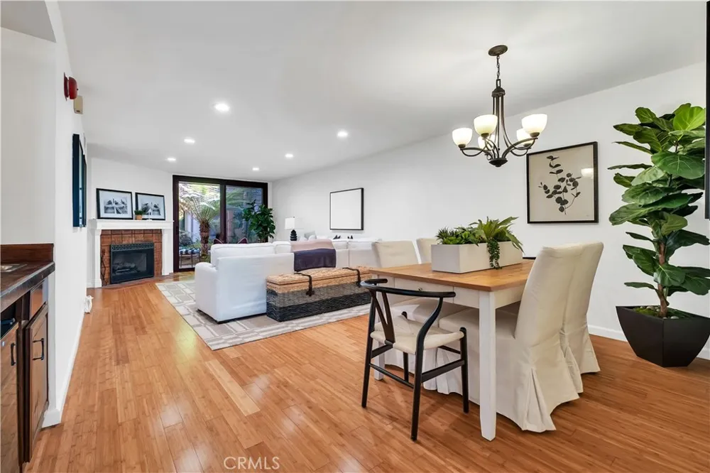 935 Main El Segundo, CA 90245
