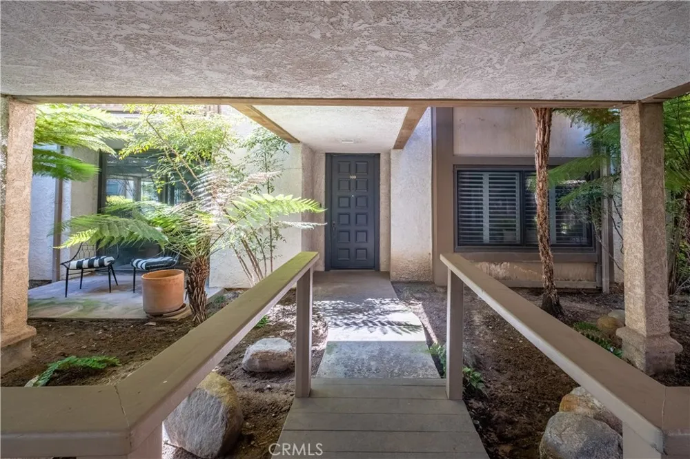 935 Main El Segundo, CA 90245
