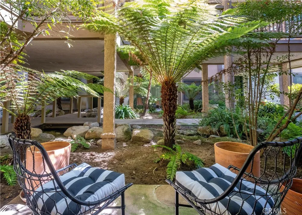 935 Main El Segundo, CA 90245