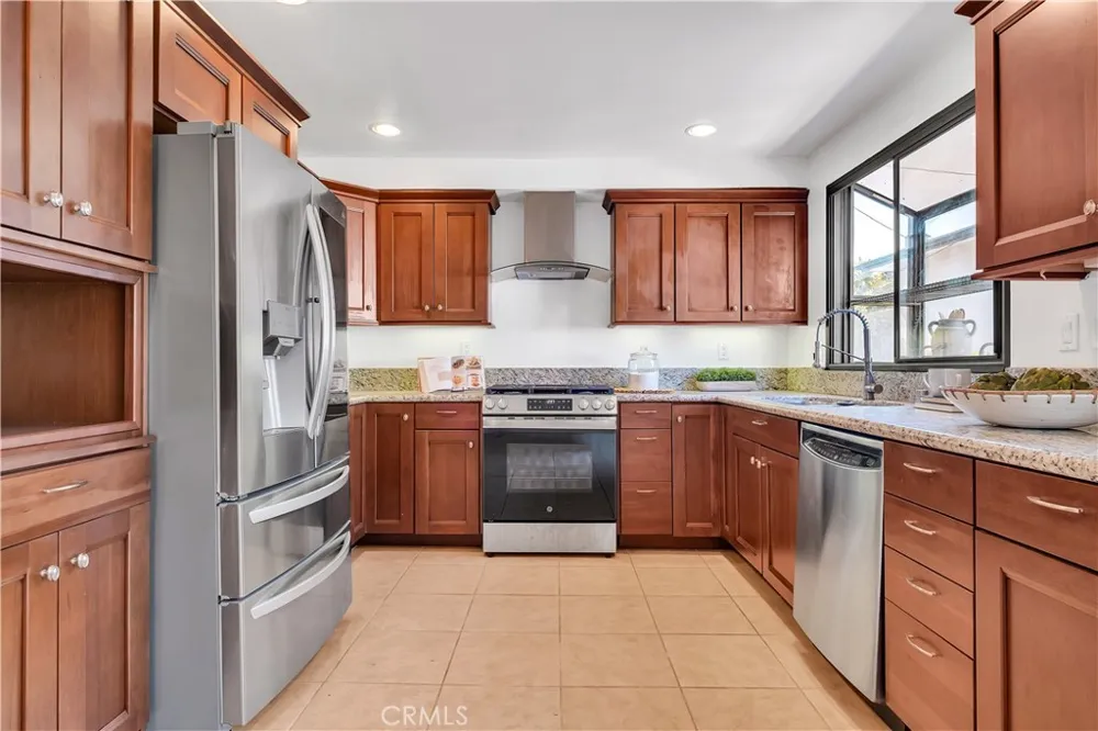935 Main El Segundo, CA 90245