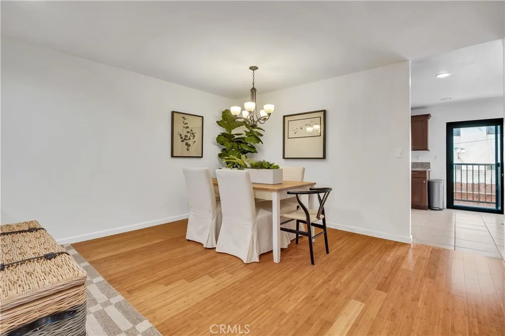 935 Main El Segundo, CA 90245