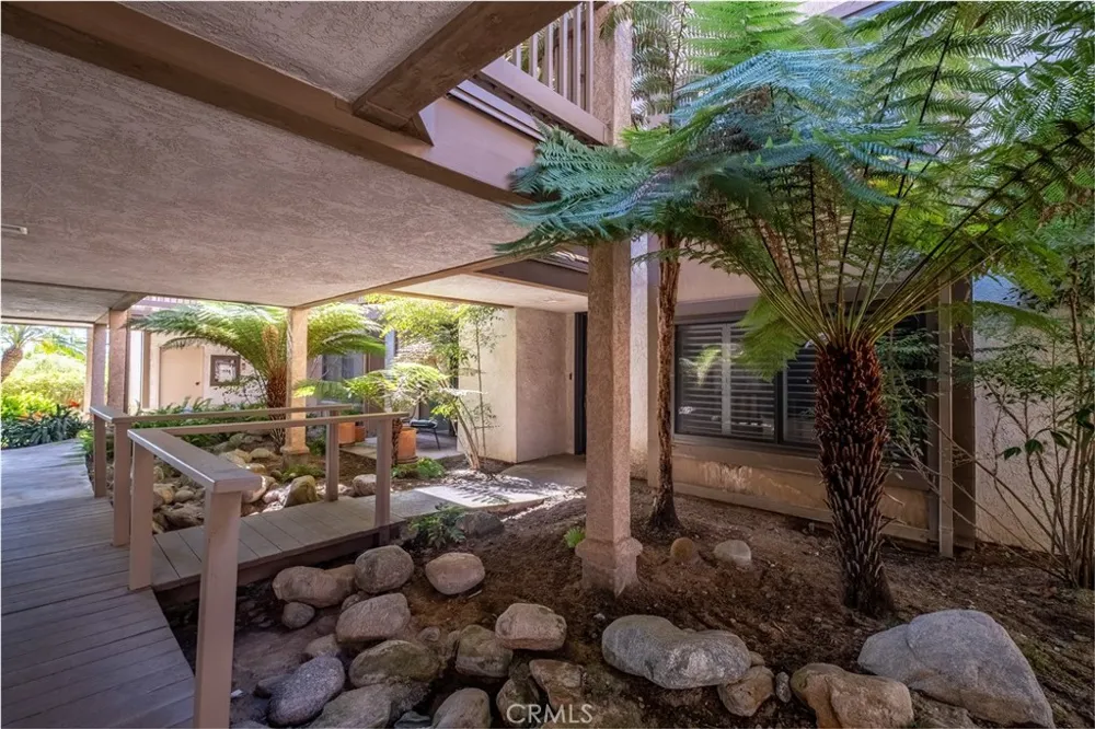 935 Main El Segundo, CA 90245