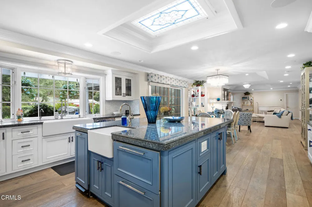 525 Berkshire Avenue La Canada Flintridge, CA 91011