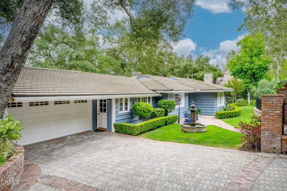 525 Berkshire Avenue La Canada Flintridge, CA 91011