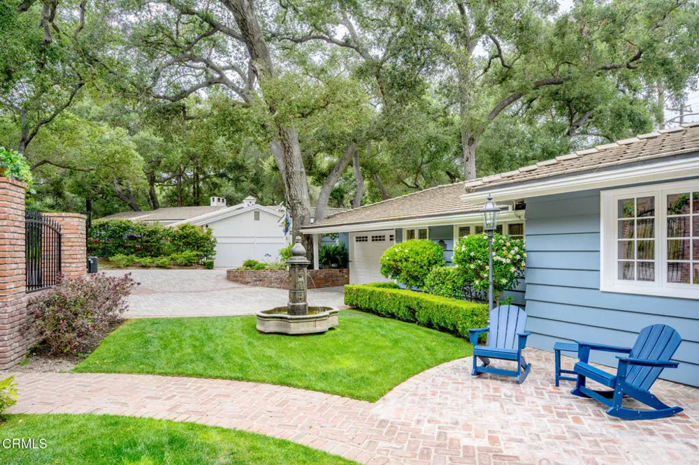 525 Berkshire Avenue La Canada Flintridge, CA 91011