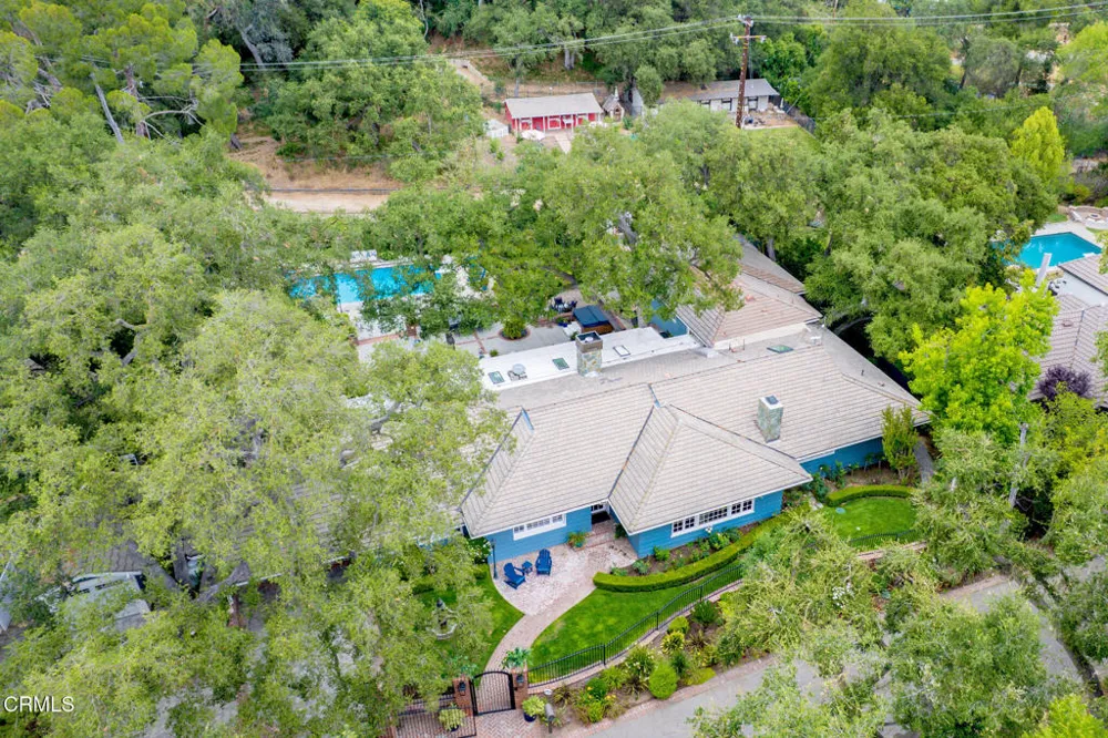 525 Berkshire Avenue La Canada Flintridge, CA 91011