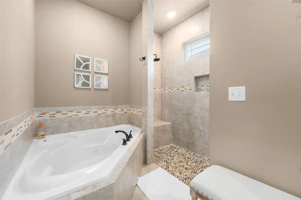 24674 SW 19TH PLACE Newberry, FL 32669