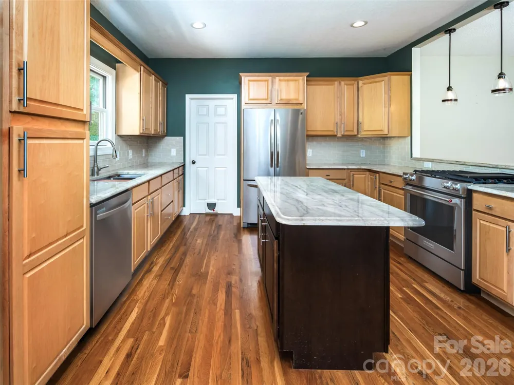103 Woodburn Drive Swannanoa, NC 28778