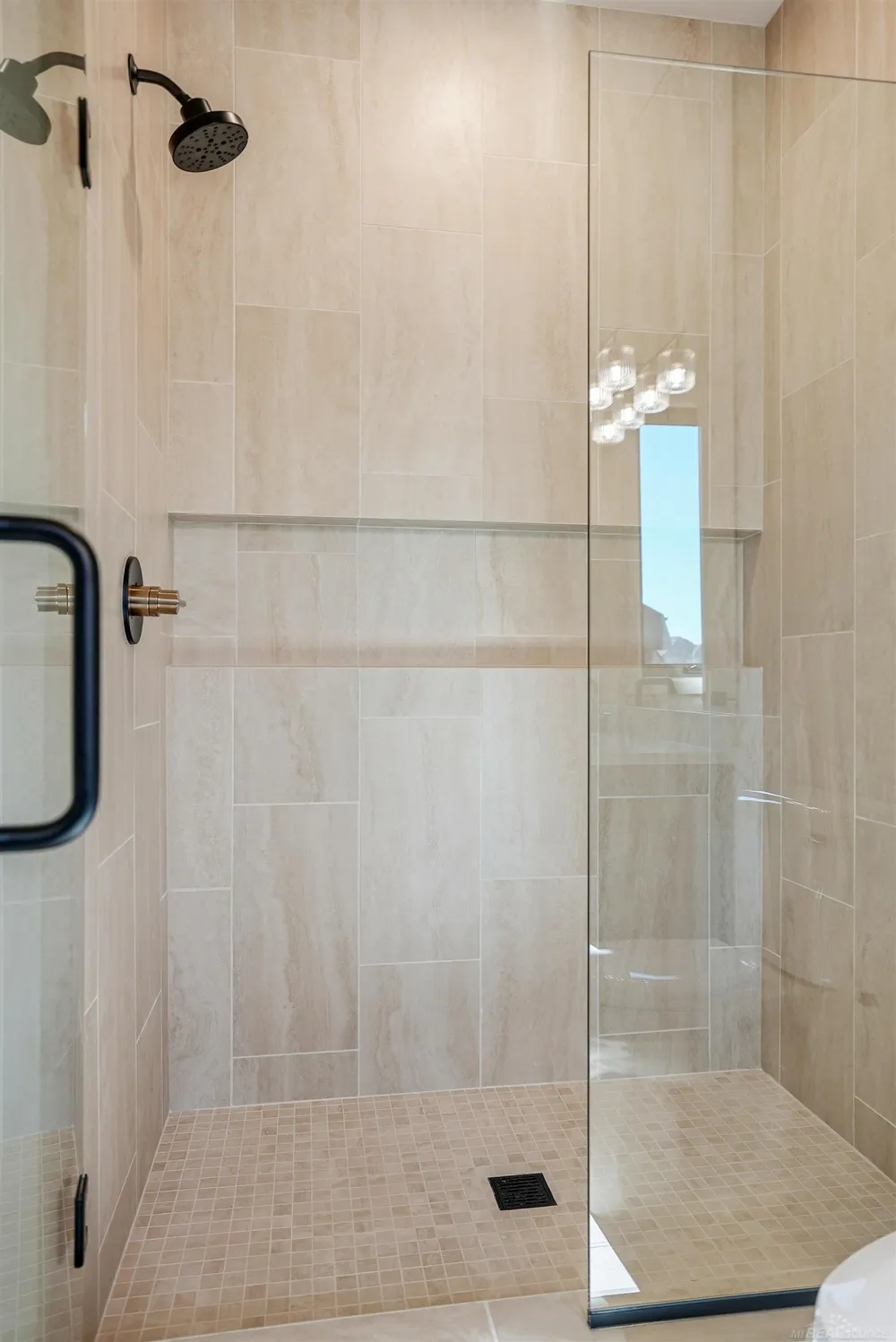 5803 Cotswold Drive Washington Township, MI 48094