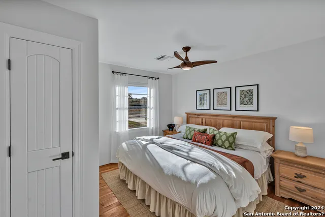 130 Overlook Dr Fredericksburg, TX 78624