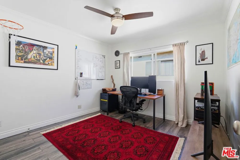 940 7th Street #8 Santa Monica, CA 90403