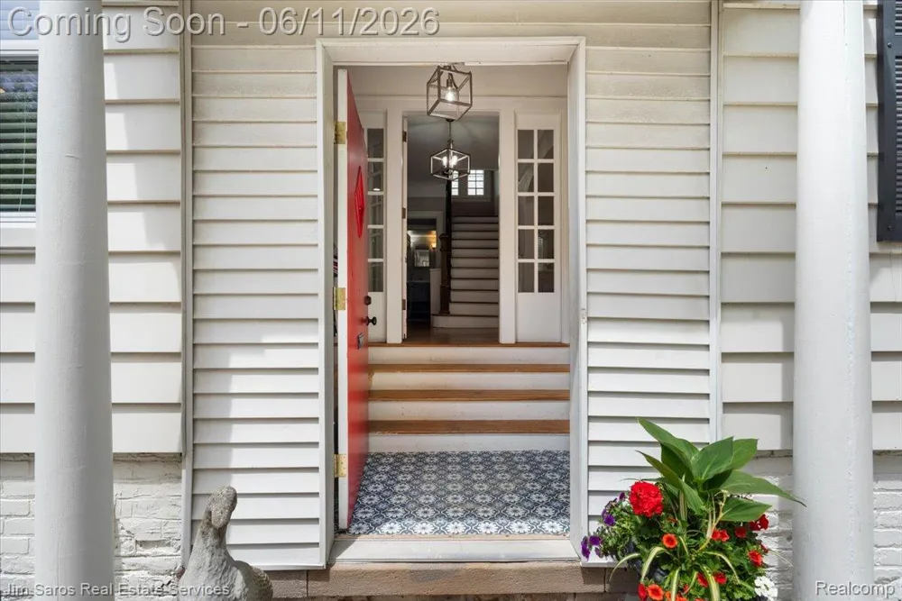 1215 Nottingham Road Grosse Pointe Park City, MI 48230