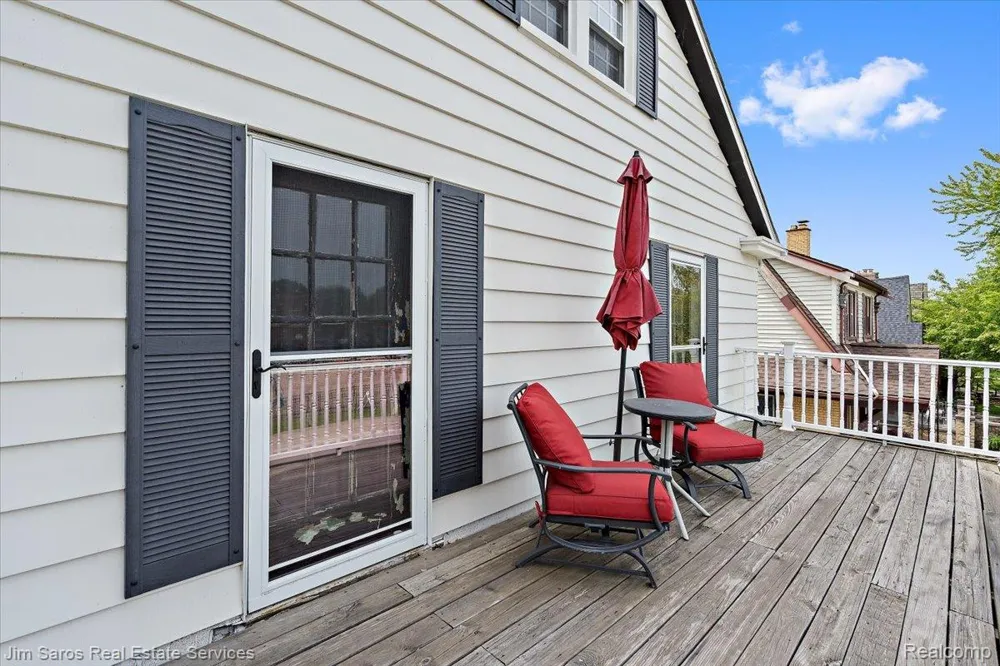 1215 Nottingham Road Grosse Pointe Park City, MI 48230