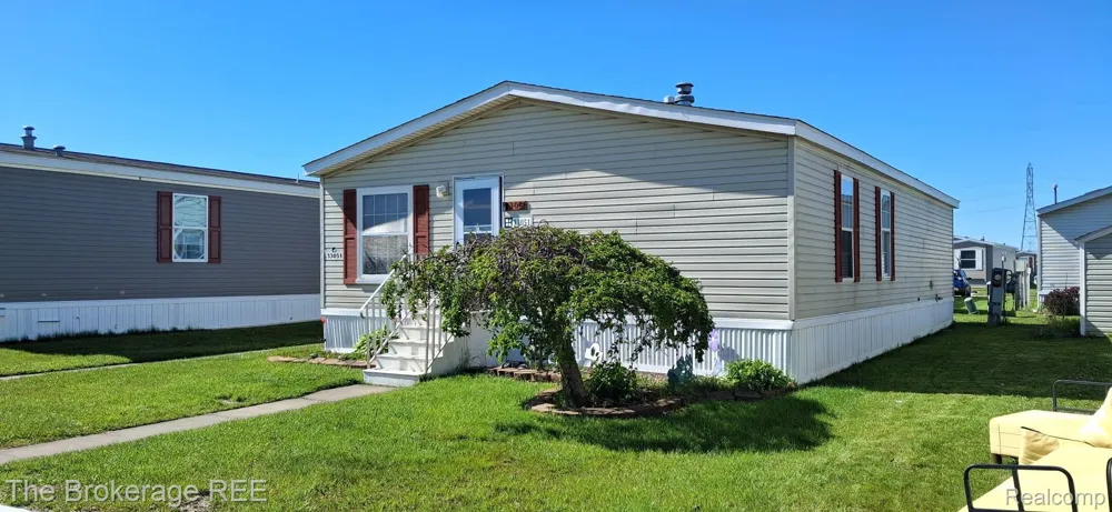 33051 Heatherwood Lot 244 New Haven Village, MI 40848