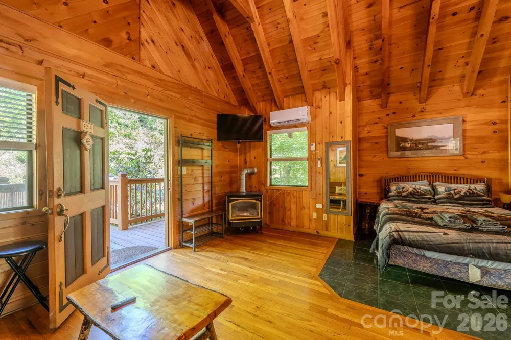 49 Creekside Loop Spruce Pine, NC 28777