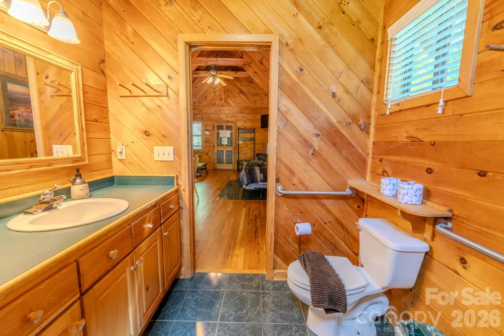 49 Creekside Loop Spruce Pine, NC 28777