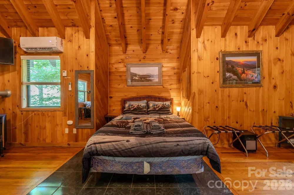 49 Creekside Loop Spruce Pine, NC 28777