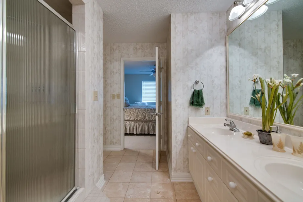 3575 Lone Star Circle #605 Fort Worth, TX 76177