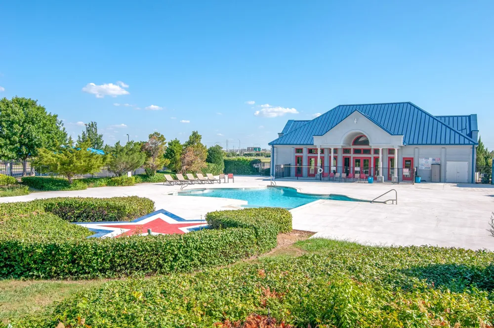 3575 Lone Star Circle #605 Fort Worth, TX 76177