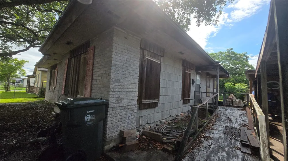 3806 Bertram Street Corpus Christi, TX 78416
