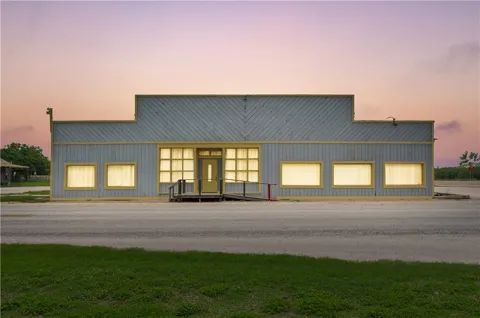 6270 S Highway 77