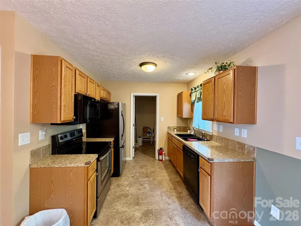 95 Newberry Drive Fletcher, NC 28732