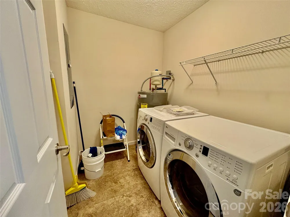 95 Newberry Drive Fletcher, NC 28732