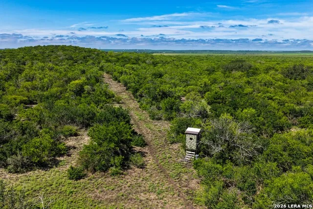 000 Private Road 5754 Castroville, TX 78009